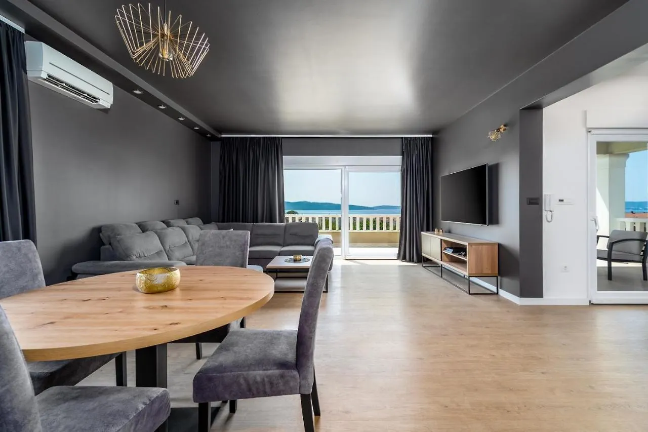 Villa Marisa With 51Sqm Pool, 5 Bedrooms, Gym Kaštela